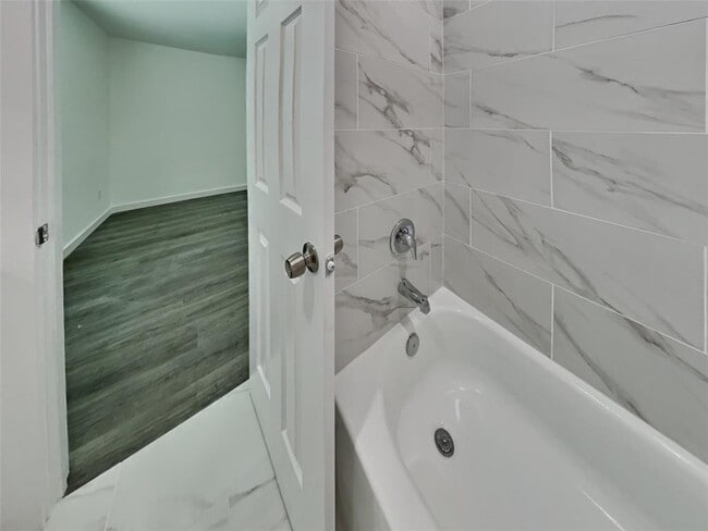 Building Photo - 7629 Sundown Dr