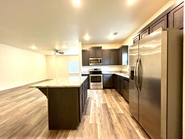 Foto del edificio - 959 S Rupple Rd