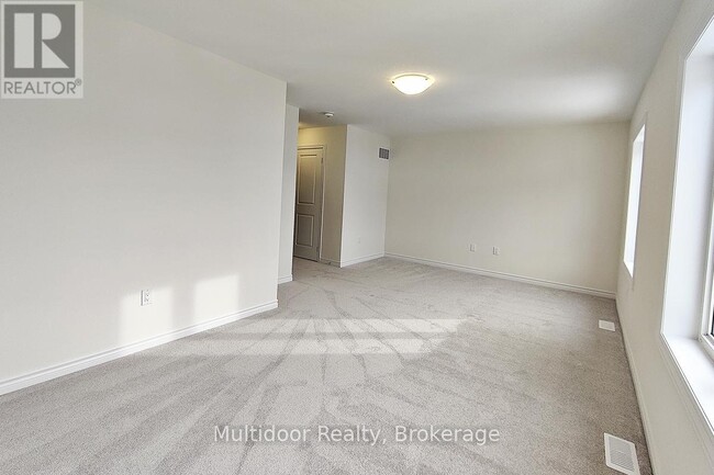 Building Photo - 305 Garner Rd W