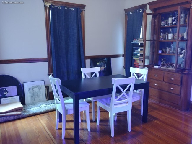 81 Bristol Rd Unit 1 Medford Ma 02155 Apartment For Rent In