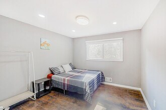 Building Photo - 2565 Lantern Ln