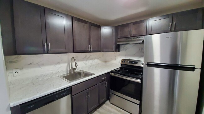 Foto del edificio - Courtview Square Apartments