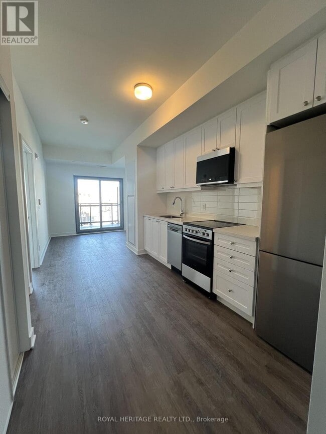 Building Photo - 51 Clarington Blvd