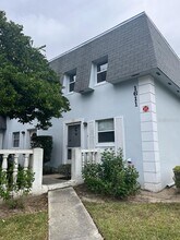 Building Photo - 1611 SE 25th St