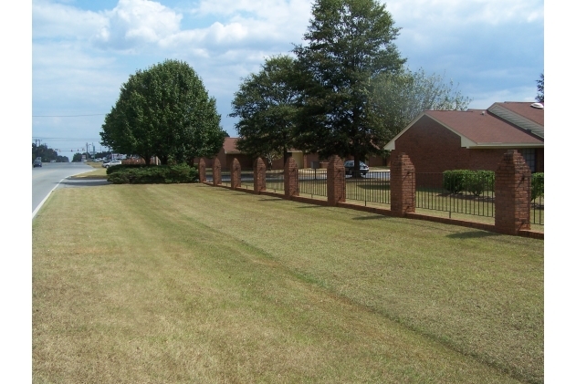 Building Photo - Colony West