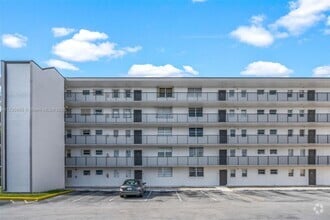 Building Photo - 14170 SW 84th St
