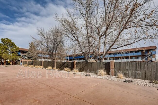 Foto del edificio - 1450 S Reed St