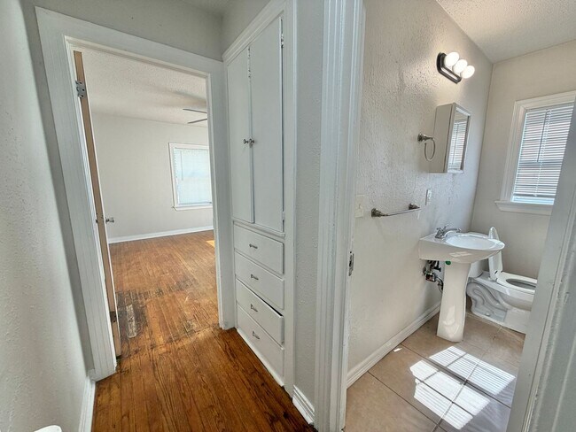 Foto del edificio - 4 Bedroom home!