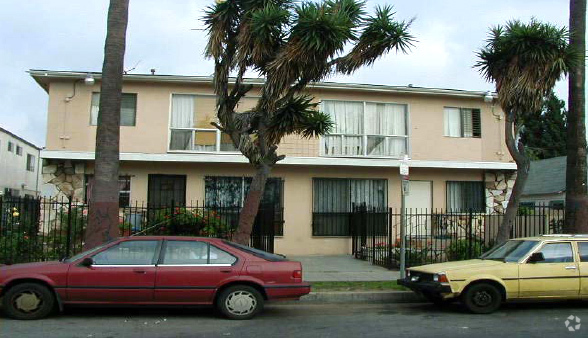 Primary Photo - Mariposa Gardens