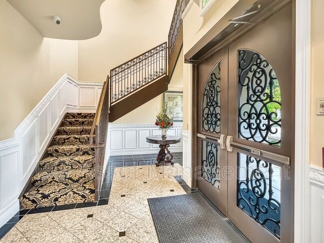 Building Photo - 1240 Sonata Dr