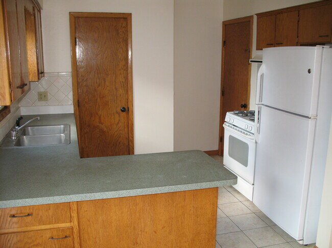 Foto del edificio - 2818 Burns Ave