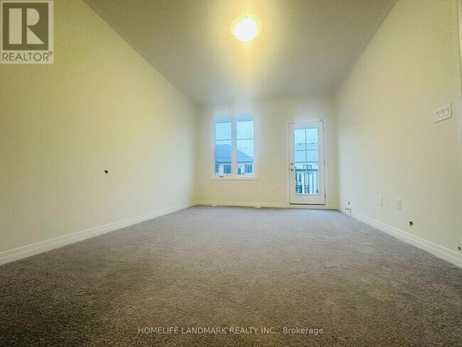 Building Photo - 2613 Apricot Ln