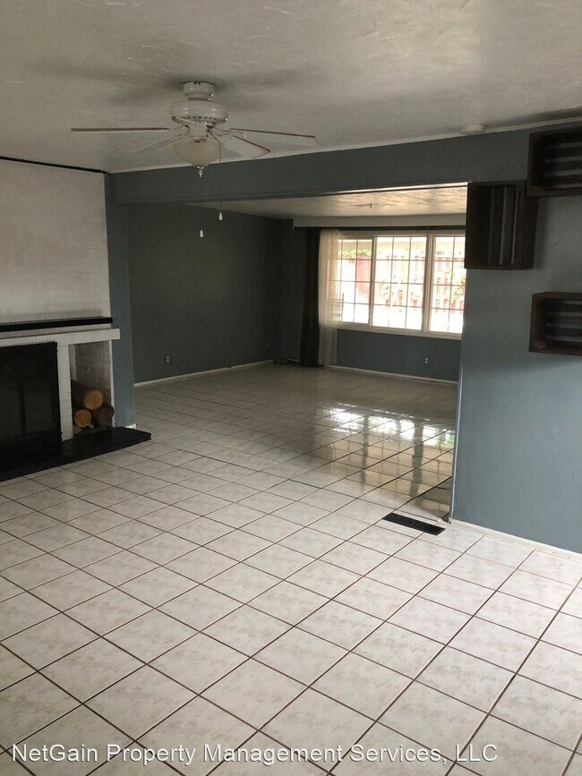 Building Photo - 3 br, 2 bath House - 412 Circle Way Drive