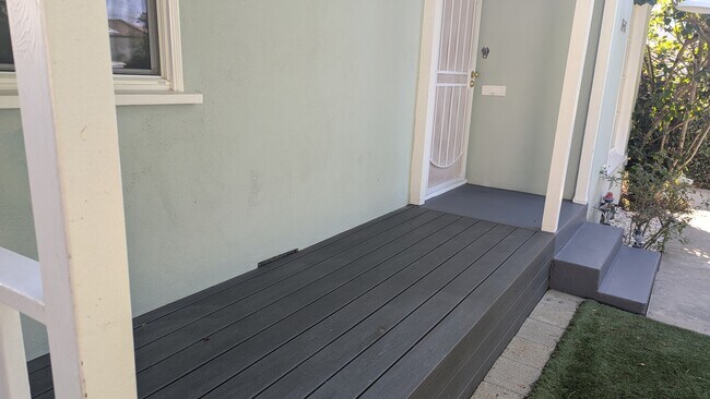 Foto del edificio - 554 Mount Holyoke Ave