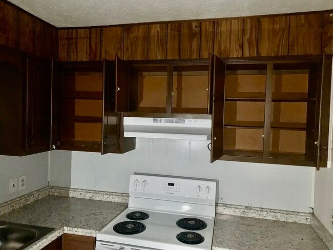 Foto del edificio - 1215 Shields Ferry Rd