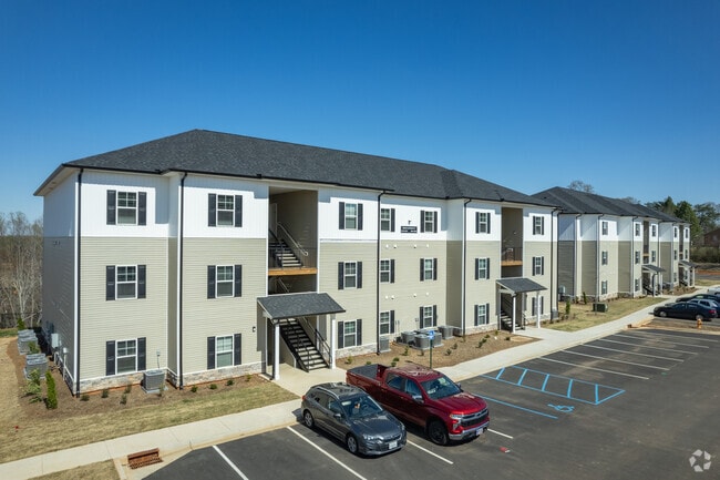 Building Photo - Northbrook Luxury Apartments