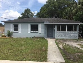 Building Photo - 4123 W San Nicholas St