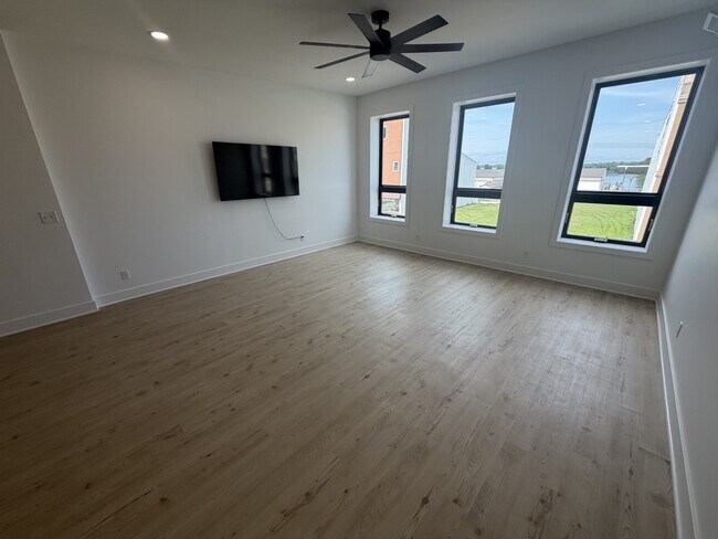 Foto del edificio - 317 N 2nd St