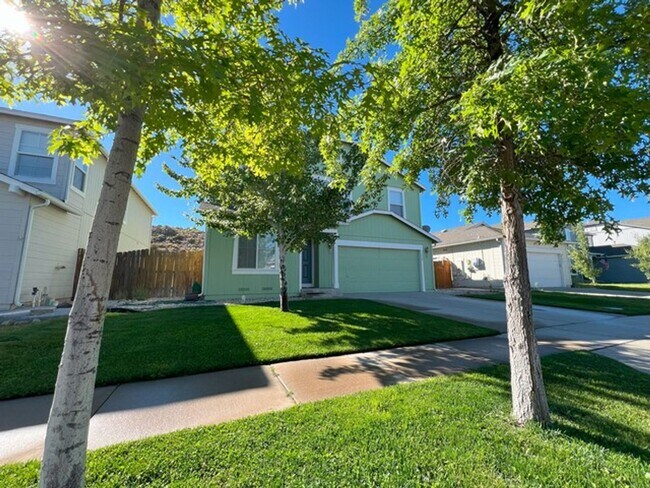 Building Photo - North Valley Four Bedroom Home