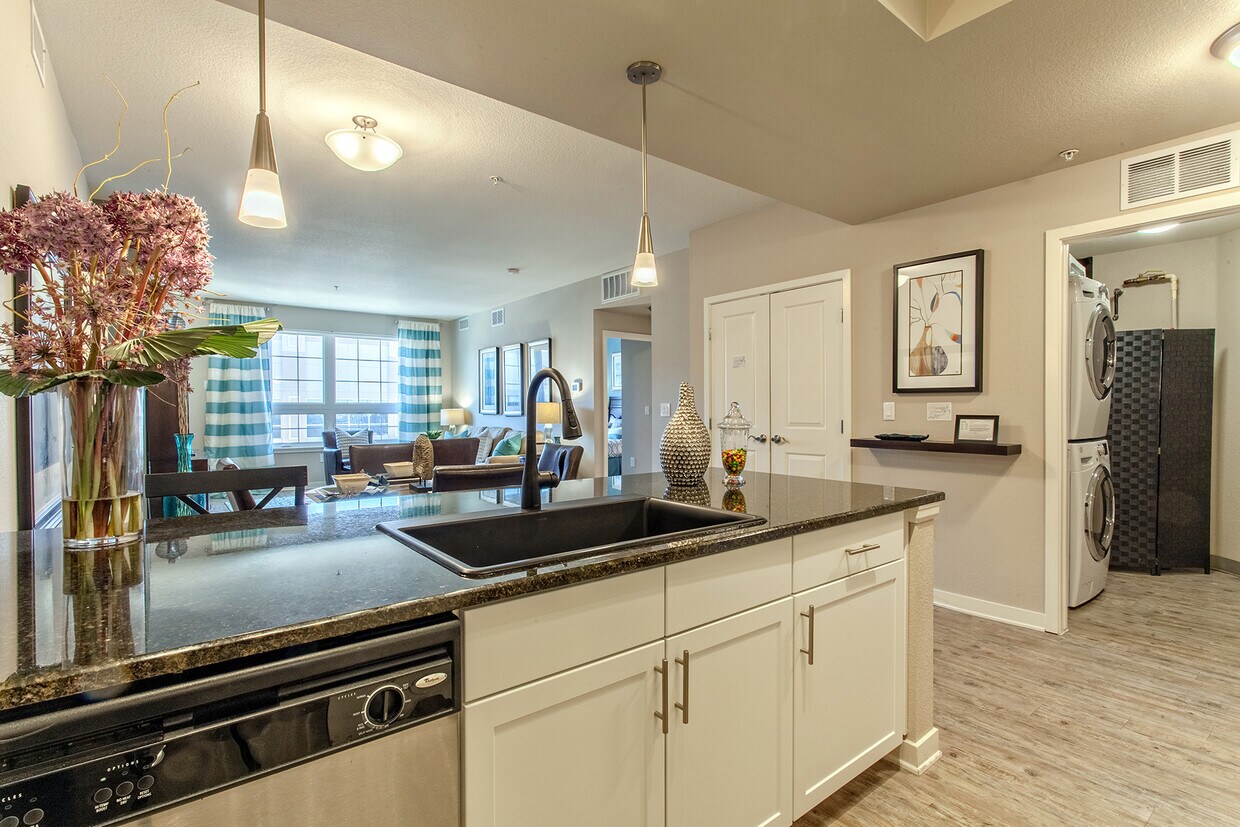 Portola at SouthGlenn Apartments Centennial, CO