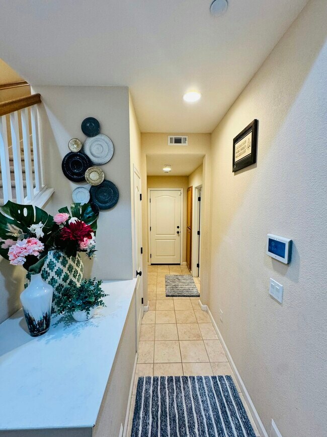 Photo - 5855 Hillbrook Pl House