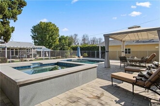 Building Photo - 6835 Aldea Ave