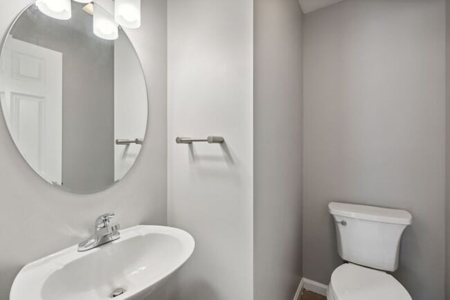 Building Photo - 14 Rose Terrace Cir