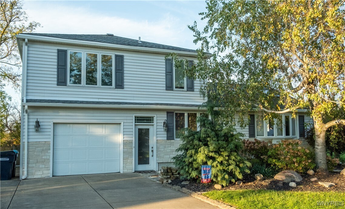 Foto principal - 1939 Bedell Rd