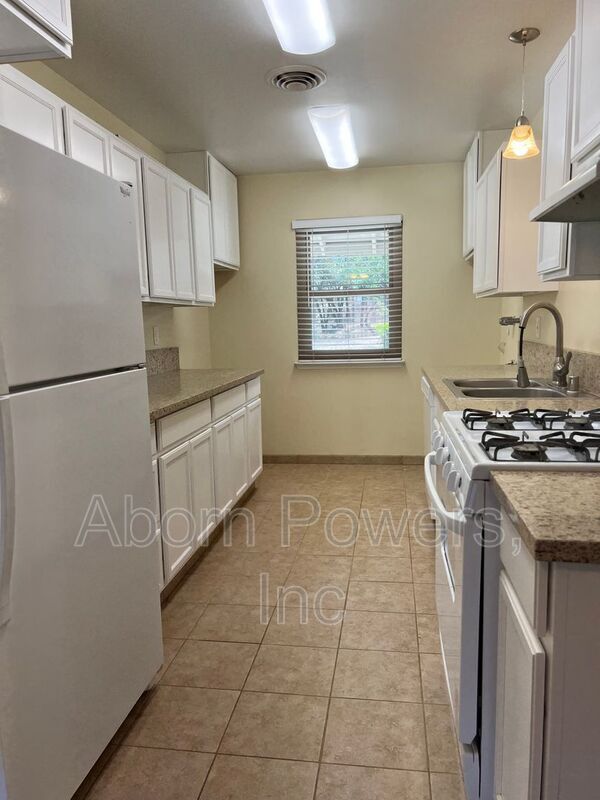 Building Photo - 5445 Olympic Way