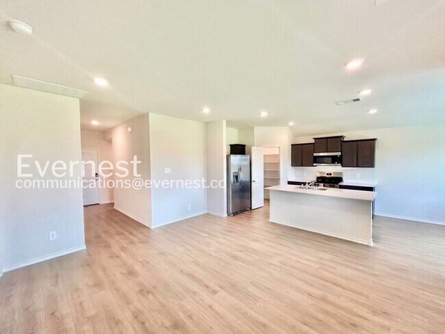 Foto del edificio - 324 Wild Rose Wy