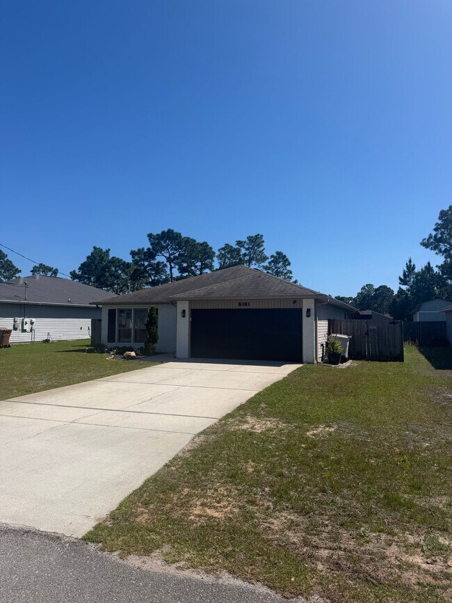 Foto del edificio - 8181 Sierra St