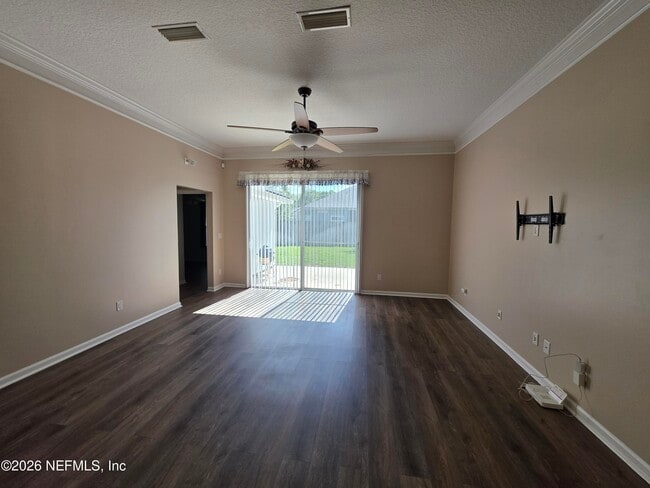 Building Photo - 86088 Meadowridge Ct