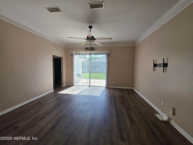 Foto del edificio - 86088 Meadowridge Ct