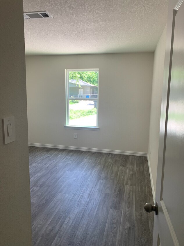 Foto del edificio - 9205 Kentshire Dr