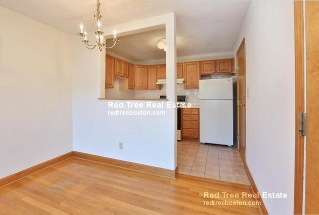 Foto del edificio - 2 bedroom in Newton MA 02466