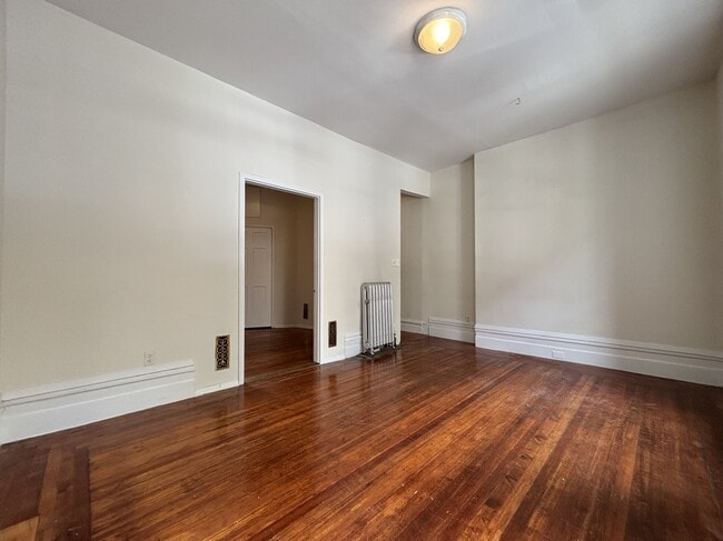 Building Photo - 182 Claremont Ave