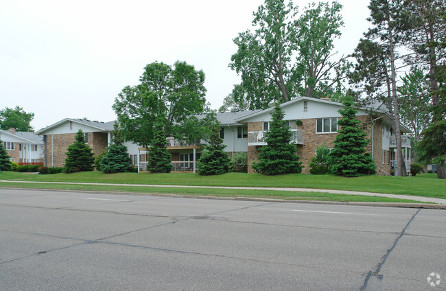 Building Photo - Old Shakopee Village