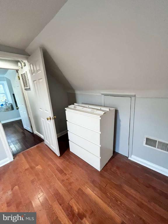 Foto del edificio - 5949 Baltimore St