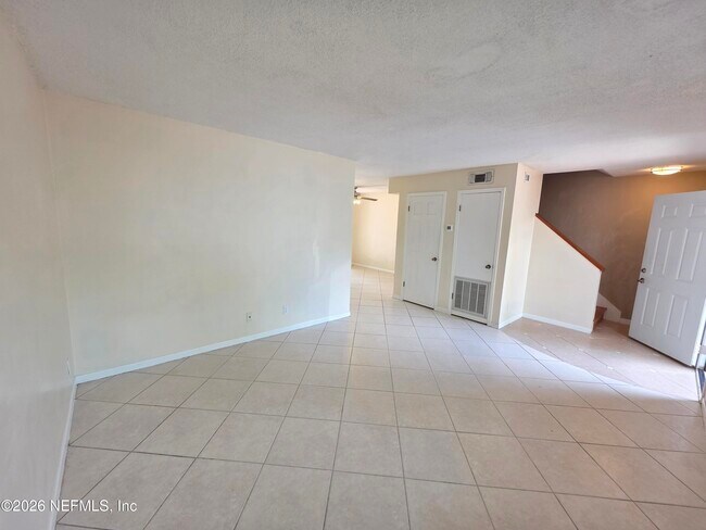 Foto del edificio - 227 Kettering Ct