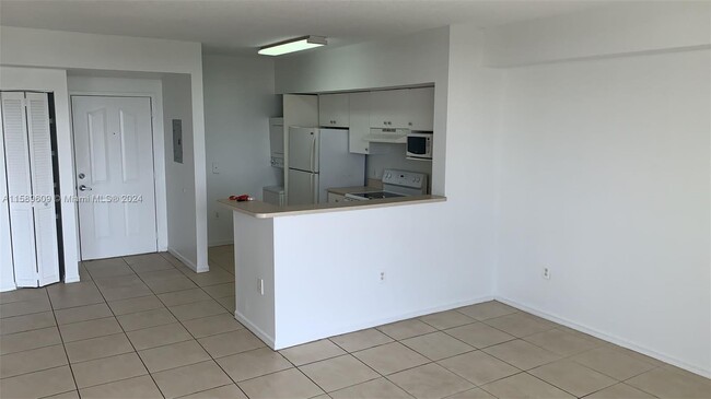 Foto del edificio - 5077 NW 7th St