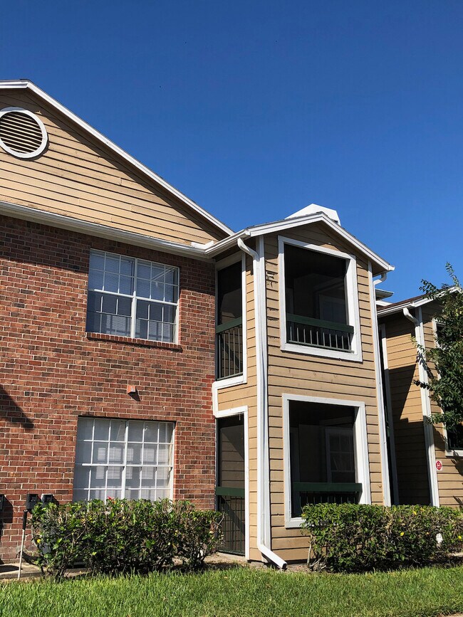 Facade - 4350 Perkinshire Ln