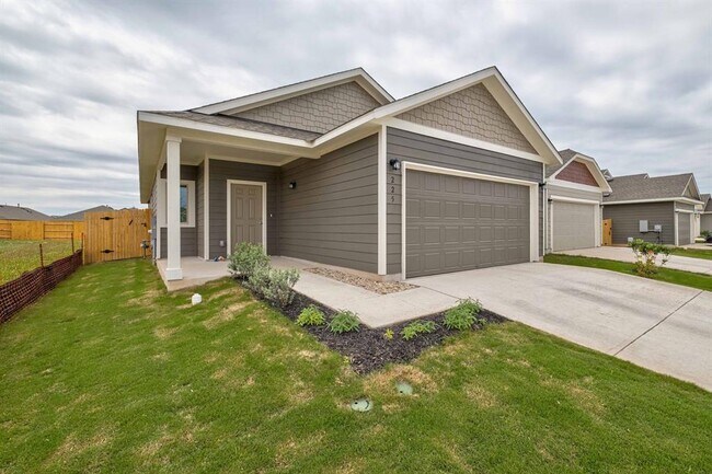 Foto del edificio - 225 Driftwood Ln