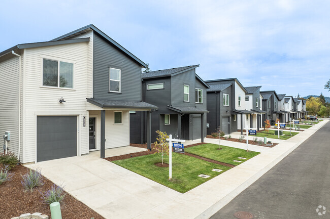 Building Photo - Quail Park Homes