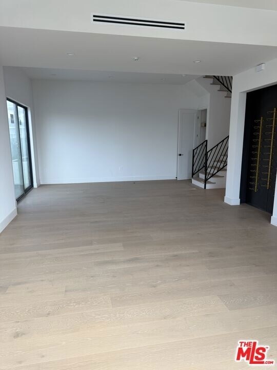 Foto del edificio - 3844 Bentley Ave