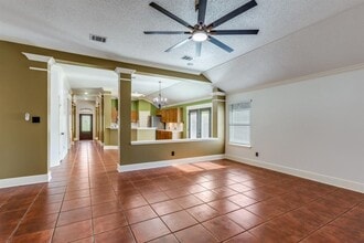 Building Photo - 4815 Sika Way