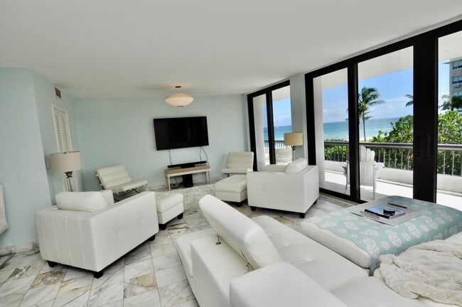 Foto del edificio - 2660 S Ocean Blvd