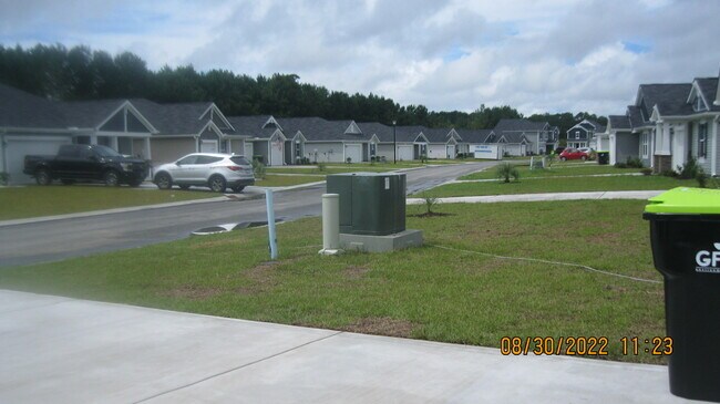 Building Photo - 500 Dundalk Dr