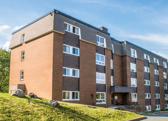 Photo principale - 210 Glenforest Dr