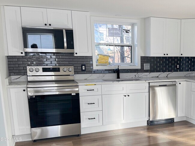 Foto del edificio - 34 Center St