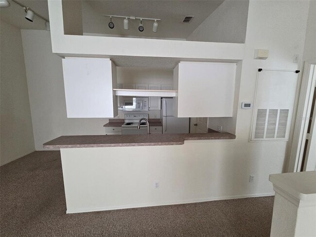 Foto del edificio - 36121 Lake Chase Blvd